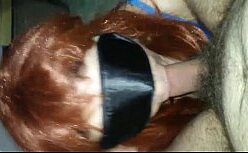 Hotwife ruiva chupa piroca e, não sabe quem é!