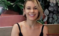 Sexo gostoso lésbico com loirinhas novinhas lindas