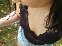 Bia fernandes nua pagando boquete molhado