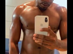 Nathália ramonny arregaçando o cuzinho