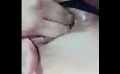 Cnamador? Amiguinhas lesbicas no porno gay