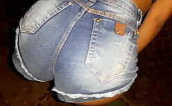 Crybabyxxx novinha linda com tesão no anal