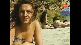 Famosas xxx nua dando o cuzinho na praia