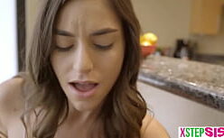 Faye hentai transando com o homem dotado