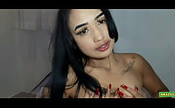 Kinechan pelada no porno lesbica safadinha fodendo com seu namorado