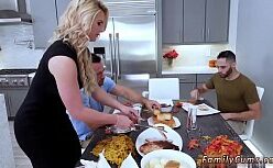 Padrasto transando com enteada na noite