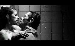 Vídeos pornográficos de coroas fazendo sexo anal