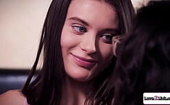 Atriz porno lana rhoades magrinha rabuda dando para seu parceiro