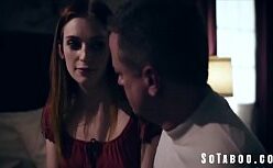 Grávidas pornô loira bonita vadia fodendo com seu namorado