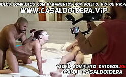 Jumanji hentai fudendo a putinha mais gostosa que vai gemendo gostoso