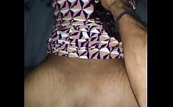 Pornô cacheada com loira tesuda dando de quatro