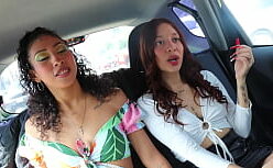 Pornô lésbico com putas amadoras na suruba