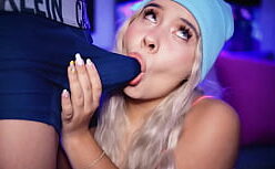 Samba pir o cuzão da loira linda