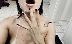 Stylez shylazando na cara da branquinha