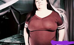 Cadeira cougar na buceta da gostosa