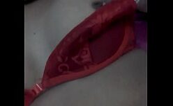 Moreninha gostosa pornô com peitões lindos