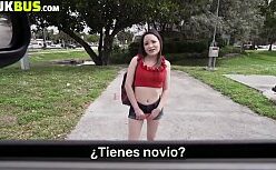 Peitos pequenos pornôs na sua xoxota