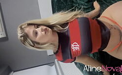 Pornobengala.com loira peituda dando cuzinho apertadinho