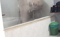 Pornor argentino gostosa do cuzão grande fodendo com seu parceiro acabou no xvideos