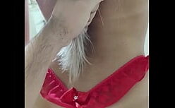 Putaria no baile funk com duas moreninhas peitudas se fudendo