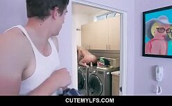 Xvideo máquinas em videos de sexo caseiro